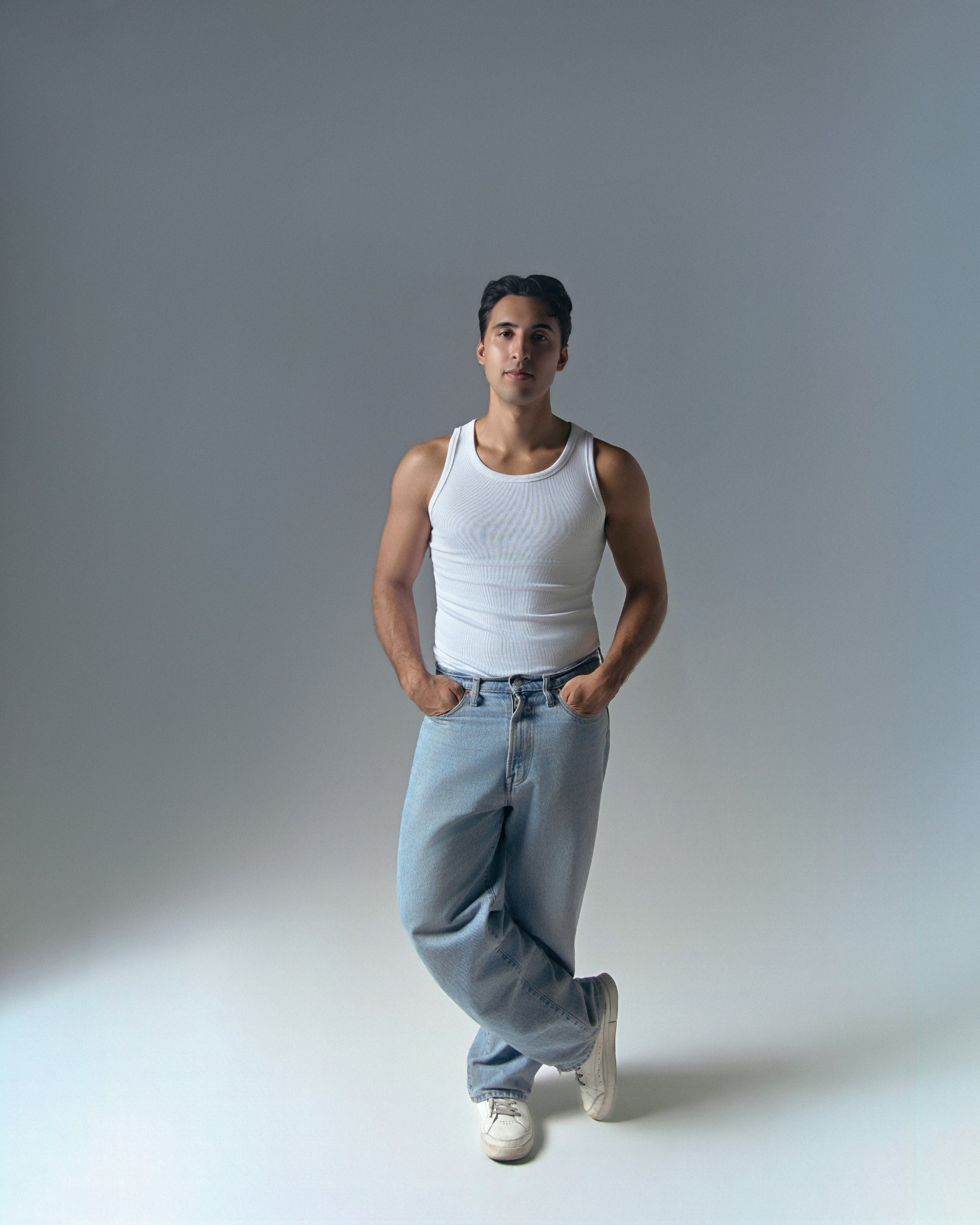 Santiago Henao, full length
