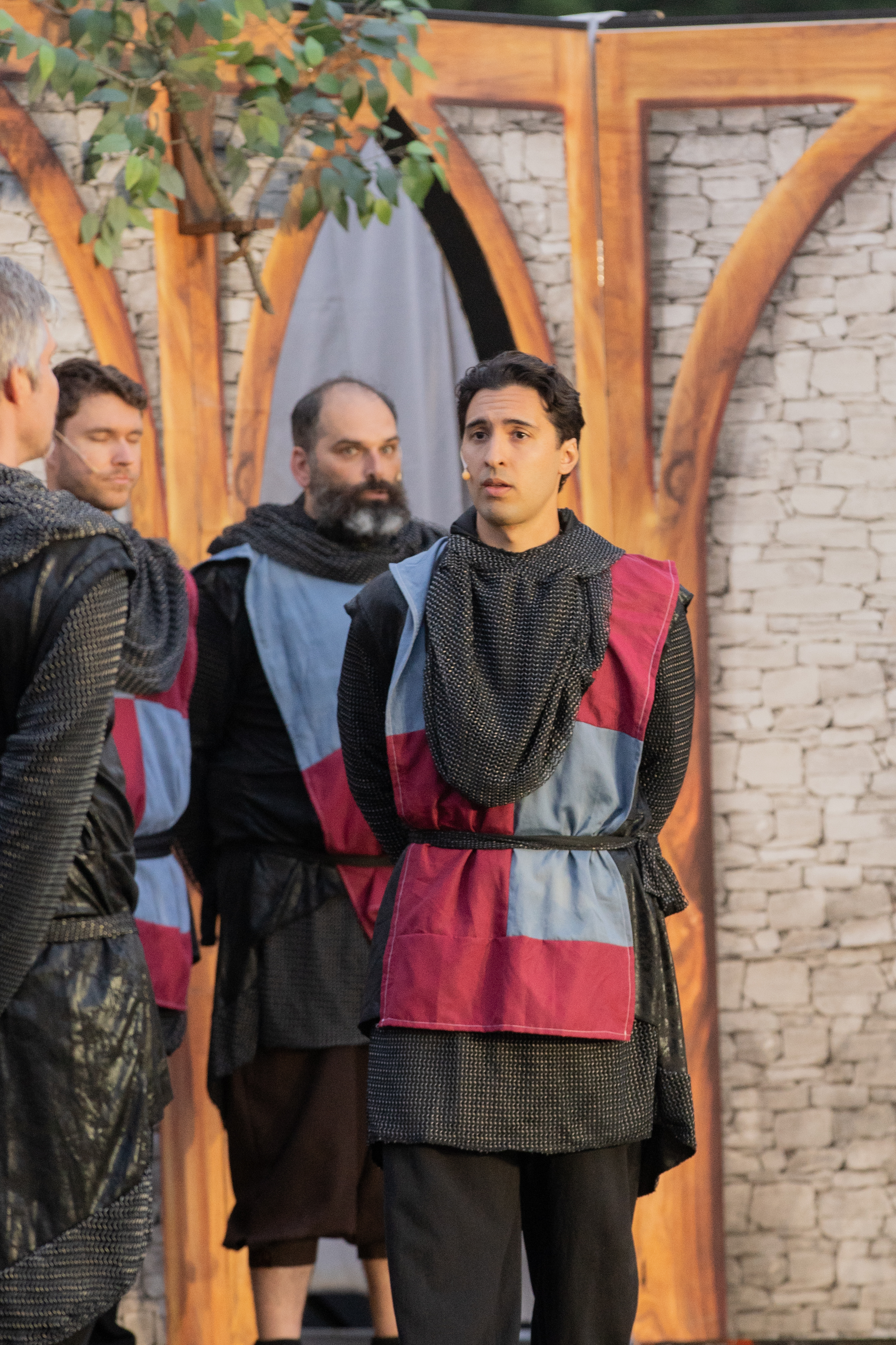 Santiago Henao in armor with the King Henry IV company